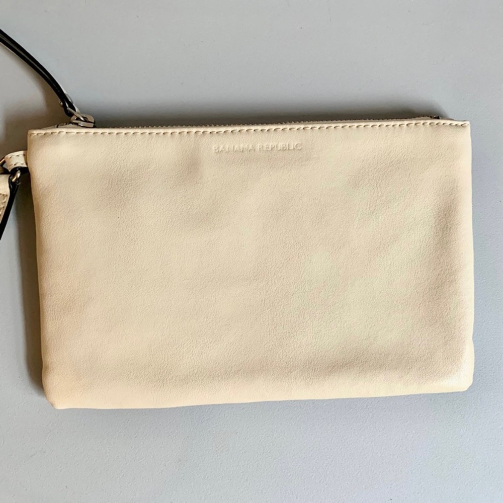 NWOT • BR Buttery Leather Pouch/Wristlet